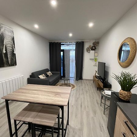 Ferienwohnung Le Mendes Évron Exterior foto